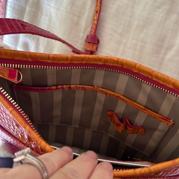 New. Has the registration card inside. Brahmin Jody-Passion Fruit Melbourne bag - Picture 5 of 7